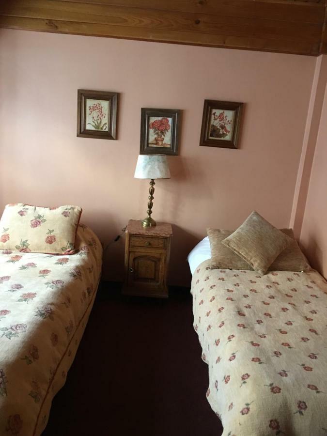 Hosteria Residencia Linares Ushuaia Dış mekan fotoğraf